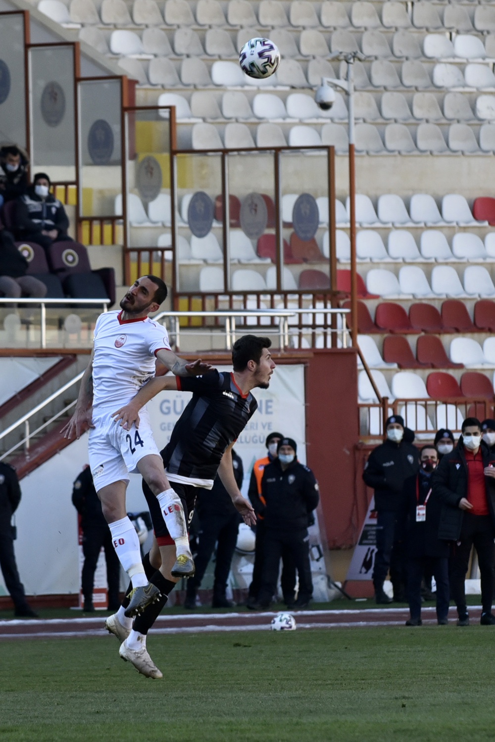 Gümüş kötü gidişe dur diyemiyor:2-3 7