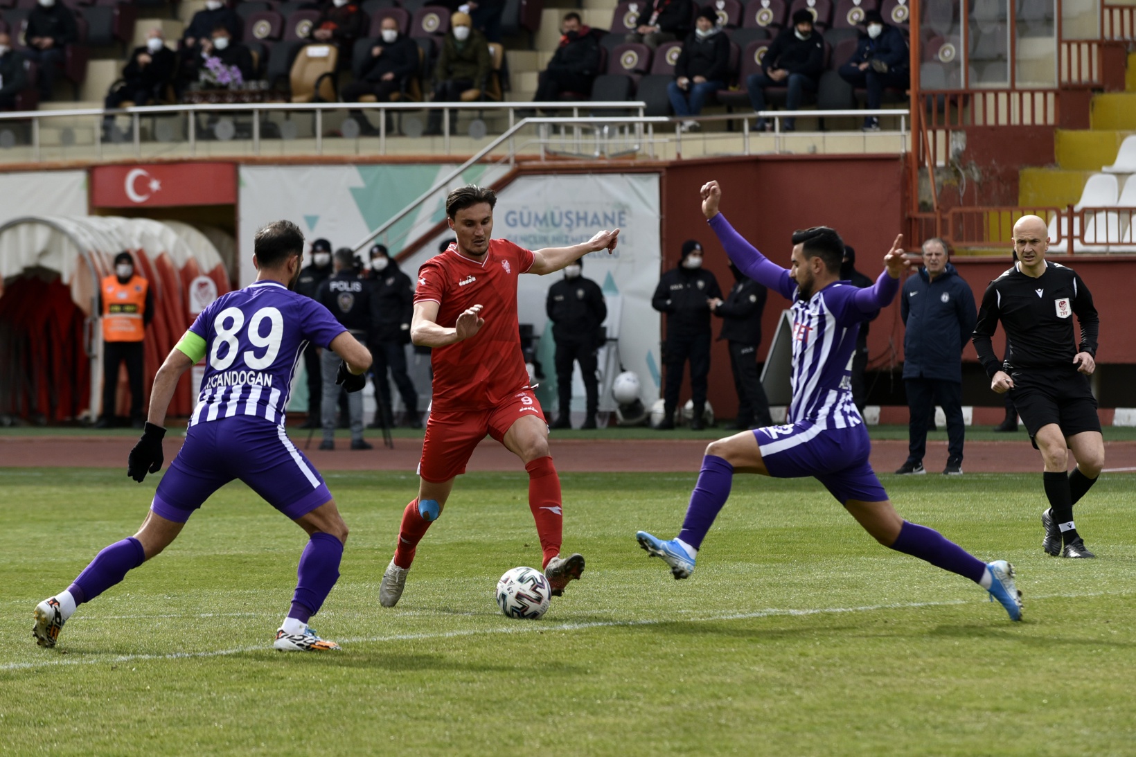 Gümüş kötü başladı: 1-3 4