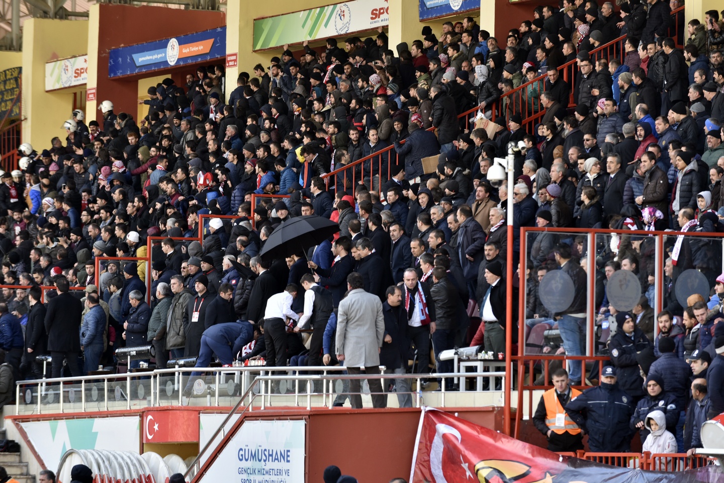 Gümüş Ankara'yı aştı: 2-1 101