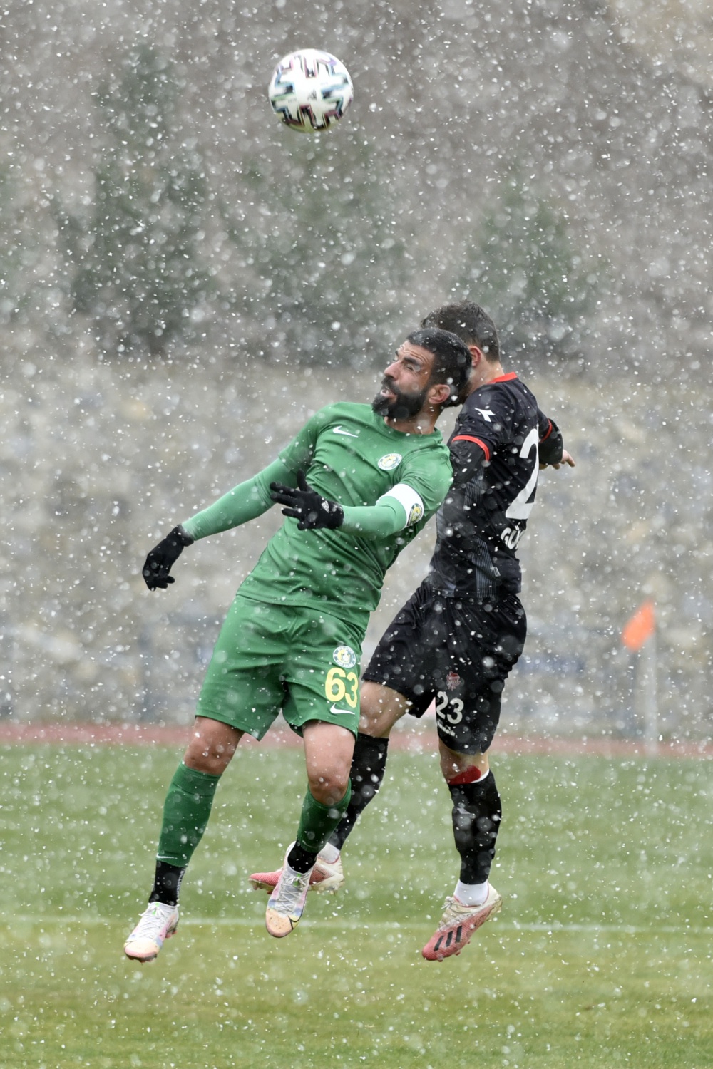 Gümüş umutsuz vaka: 0-4 16