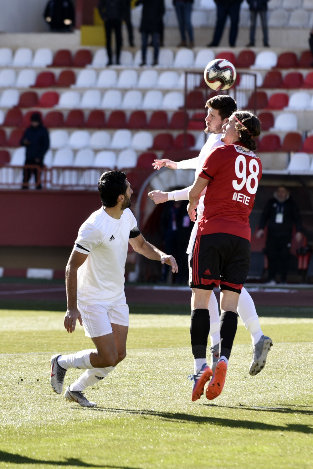 Gümüş perişan: 1-4 15