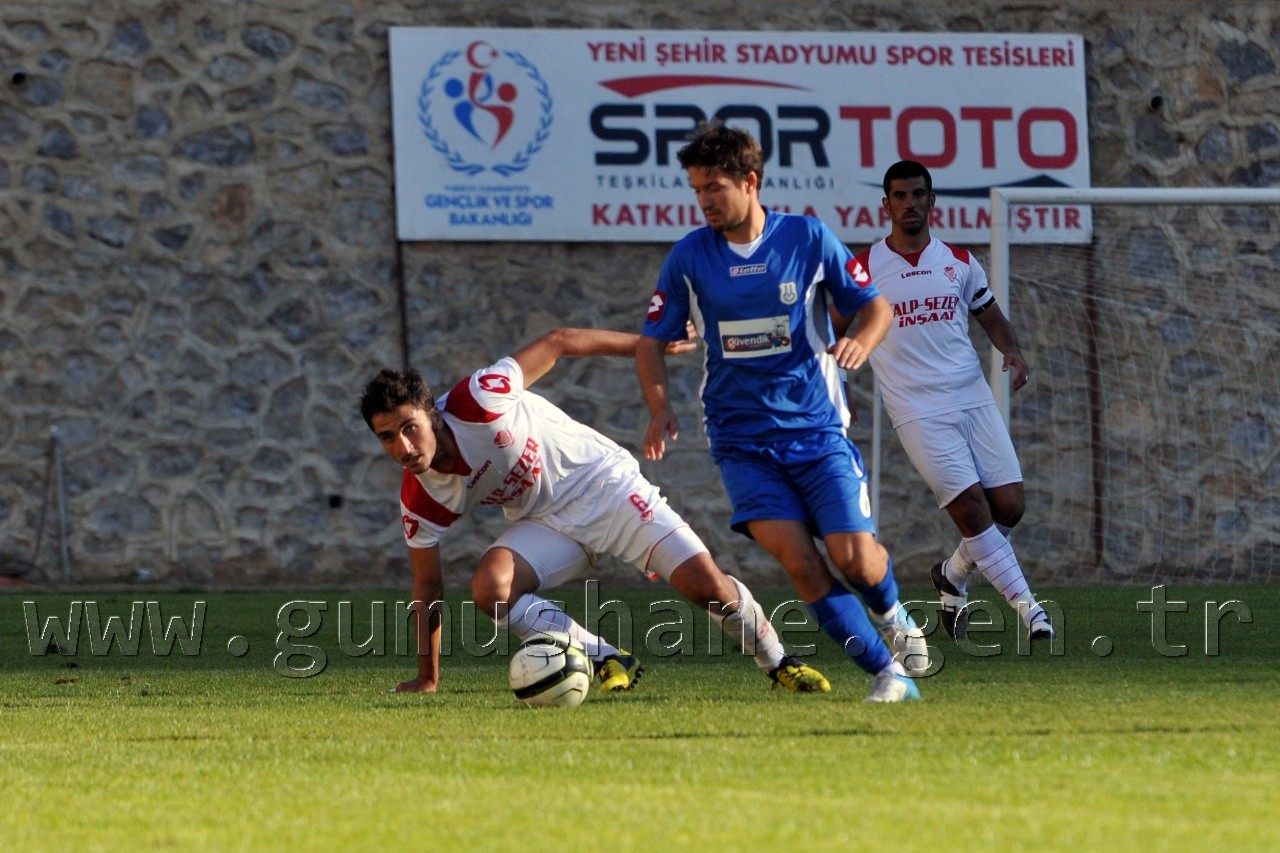 Gümüş-Dadaş Yenişemedi: 0-0 10