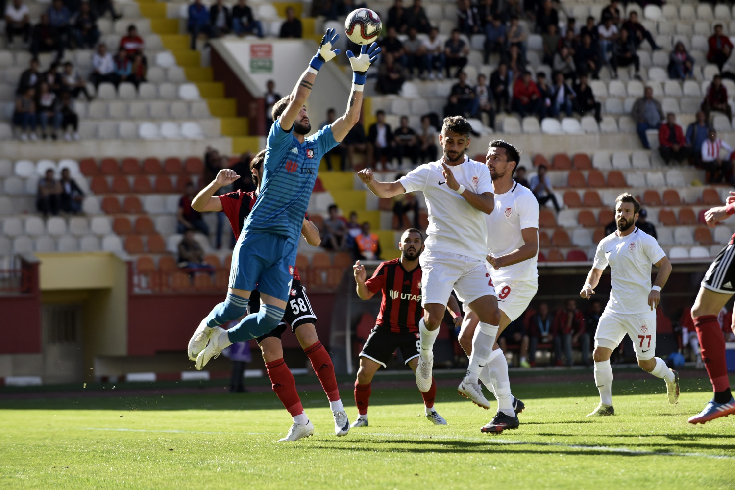 Gümüş galibiyete hasret: 1-1 56