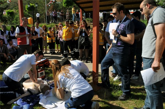 İlk ve Acil Yardım Sempozyumu Sona Erdi 1