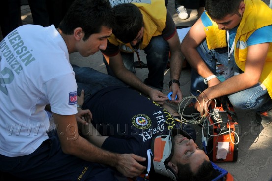 İlk ve Acil Yardım Sempozyumu Sona Erdi 3