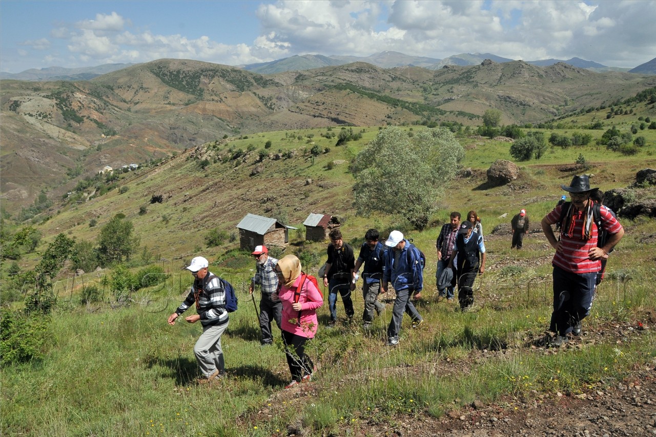 Gümüşhaneli Dağcılar Süle Köyünde Keşfe Çıktı 6