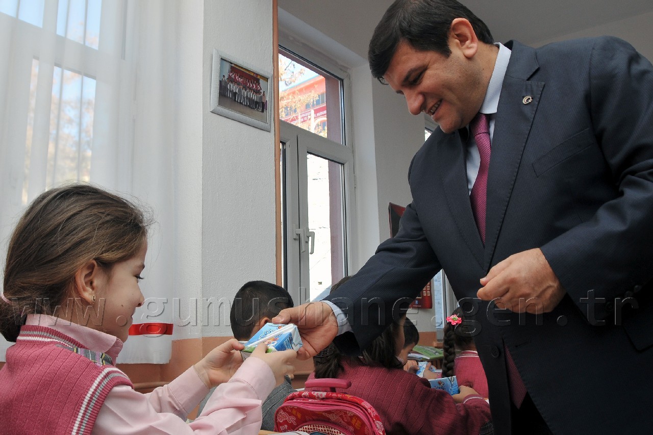 Gümüşhane'de 7 Binden Fazla Öğrenci Okul Sütü İçiyor 2