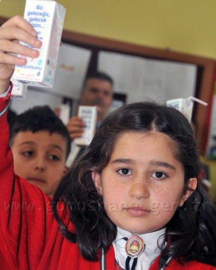 Gümüşhane'deki Okullarda Süt Dağıtımı Başladı 6
