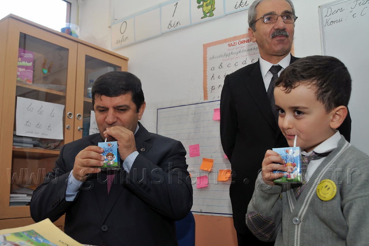 Gümüşhane'de 7 Binden Fazla Öğrenci Okul Sütü İçiyor 6