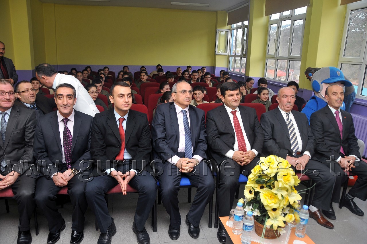 Gümüşhane'de Okullarda Tablet Bilgisayar Dönemi 8