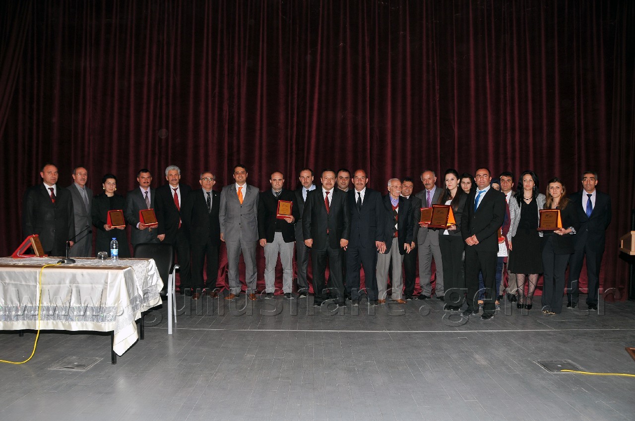 'Eğitim Birşeylerden Birşeydir Ama Herşey Değildir' 3