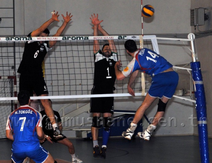 Torul Çankaya'yı Devirdi: 3-1 4