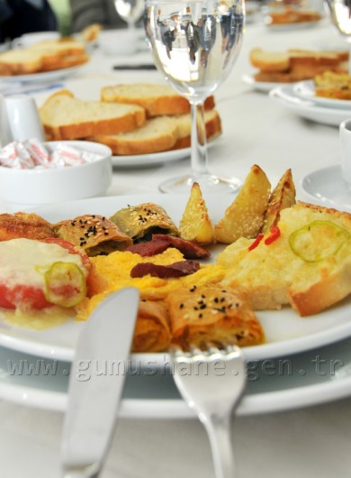 İstihdam Garantili Okul: Otelcilik ve Turizm Meslek Lisesi 3