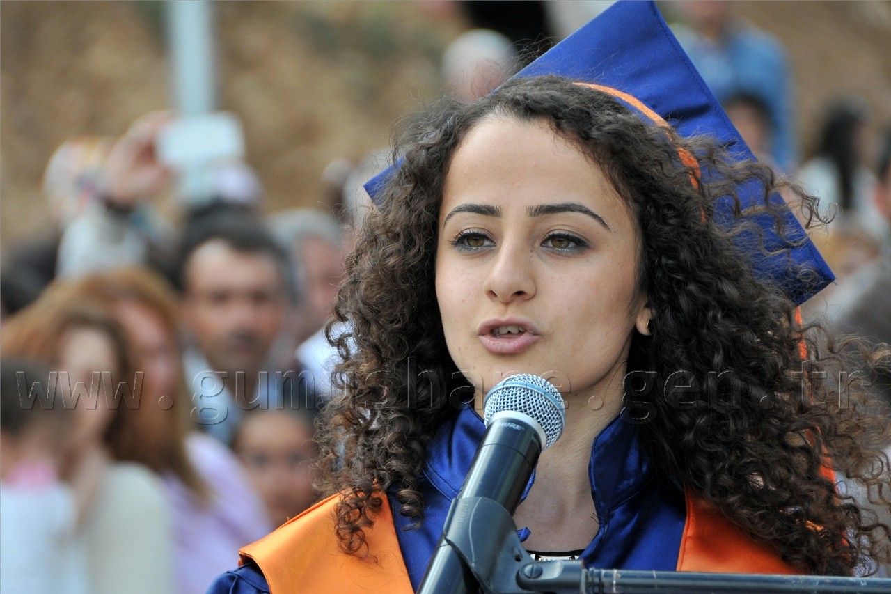 Gümüşhane Üniversitesinde 6. Mezuniyet Coşkusu 4