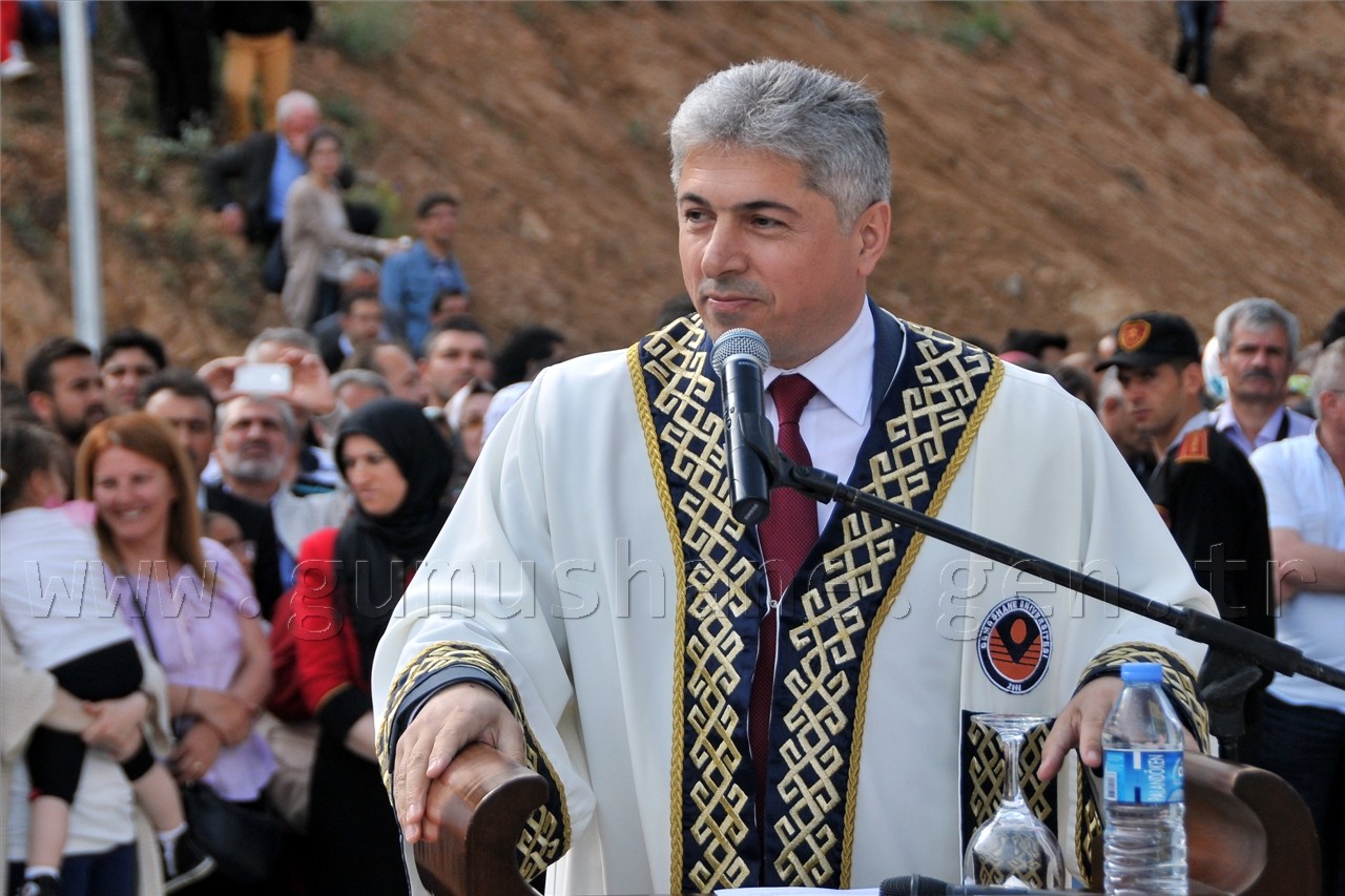 Gümüşhane Üniversitesinde 6. Mezuniyet Coşkusu 5