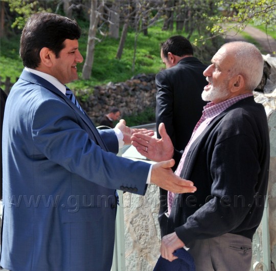 Vali Mayda Köy Gezilerini Sürdürüyor 4