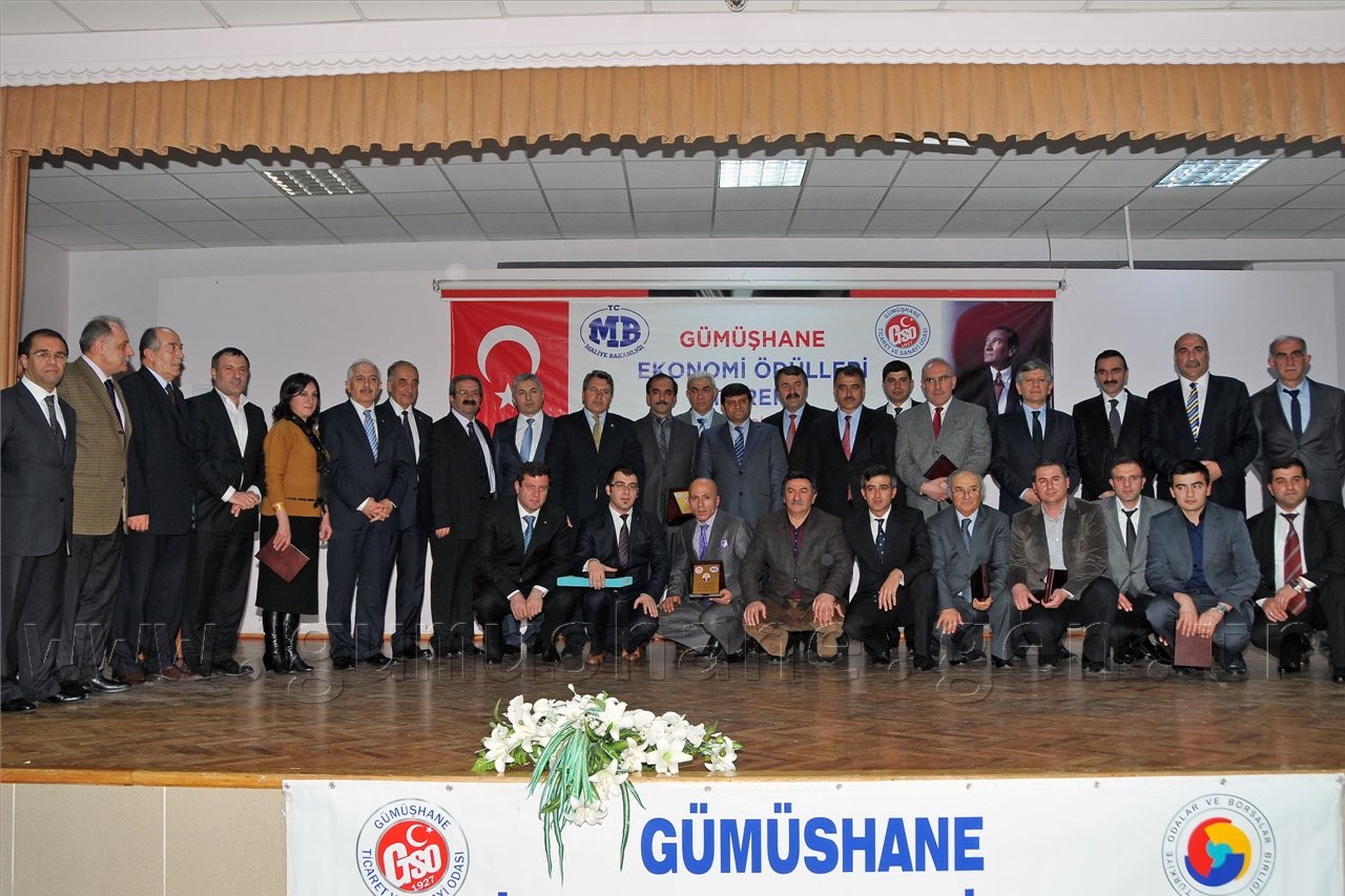 Vergi Rekortmenleri Ödüllerini Aldı 1