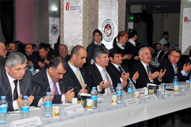 Gümüşhane'de Vergi Rekortmenleri Ödüllerini Aldı 46