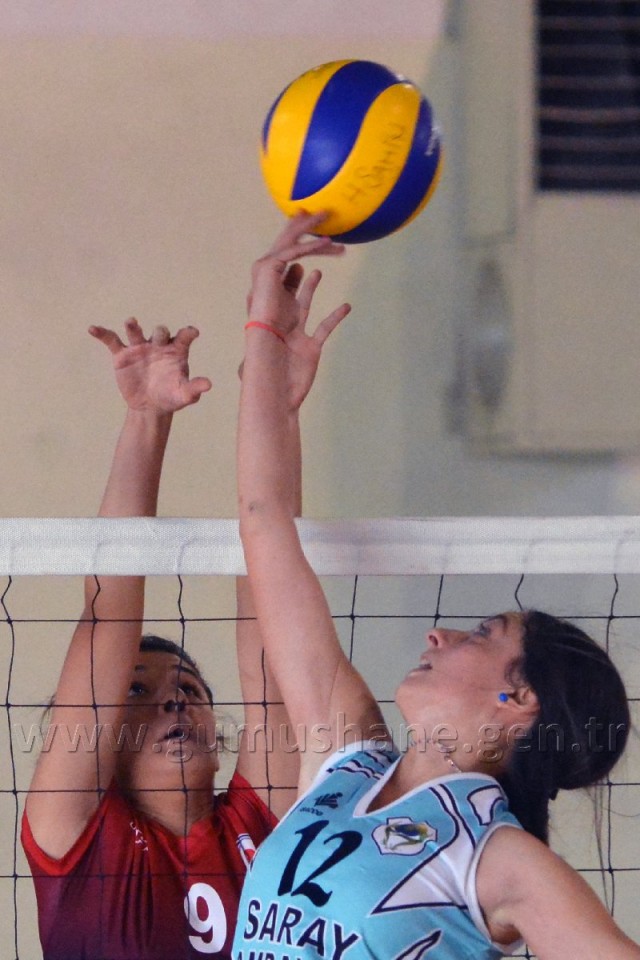 Gümüş Kızlar Yüzümüzü Güldürdü: 3-1 42