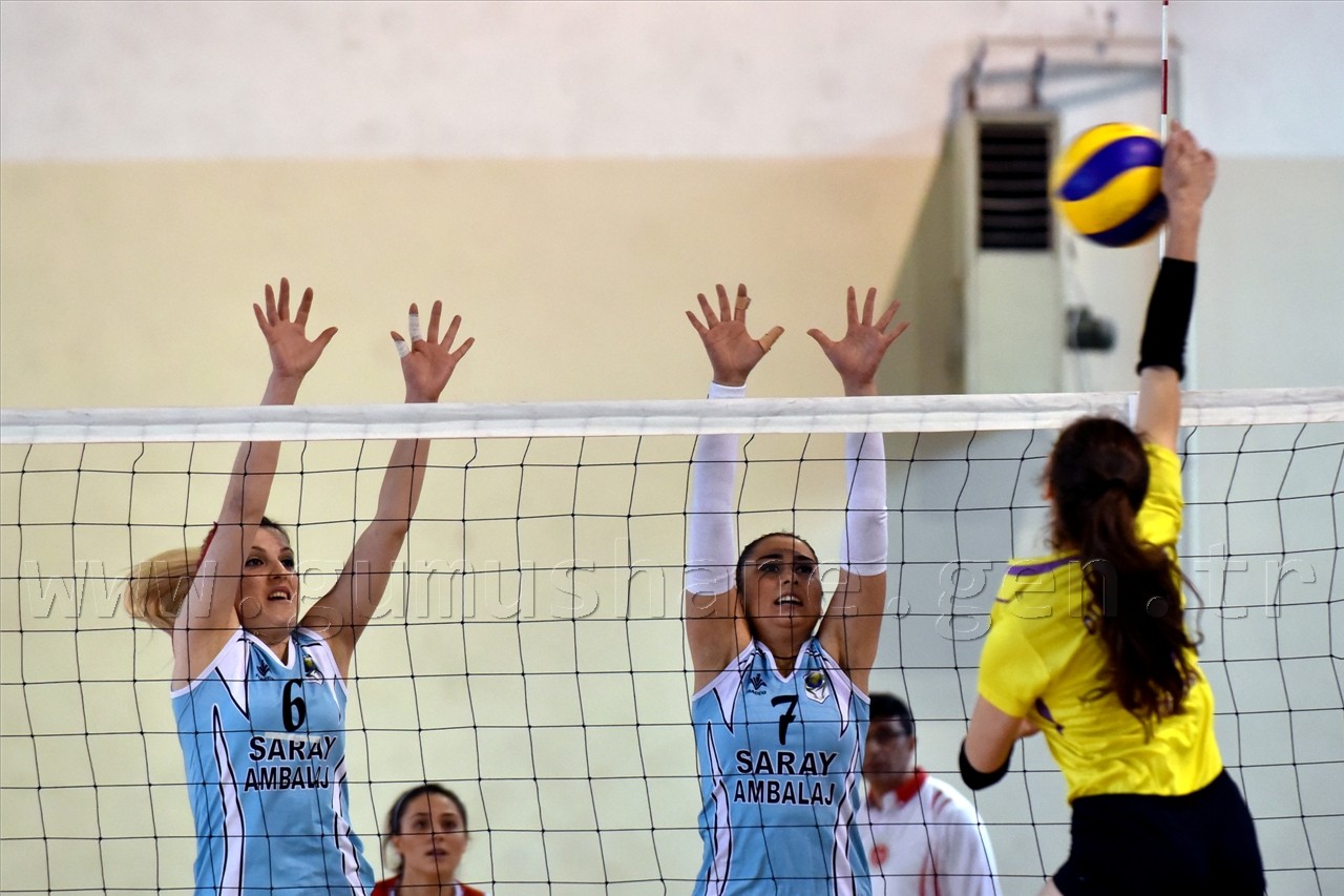 Gümüş Kızlar'dan altın değerinde galibiyet: 3-1 9