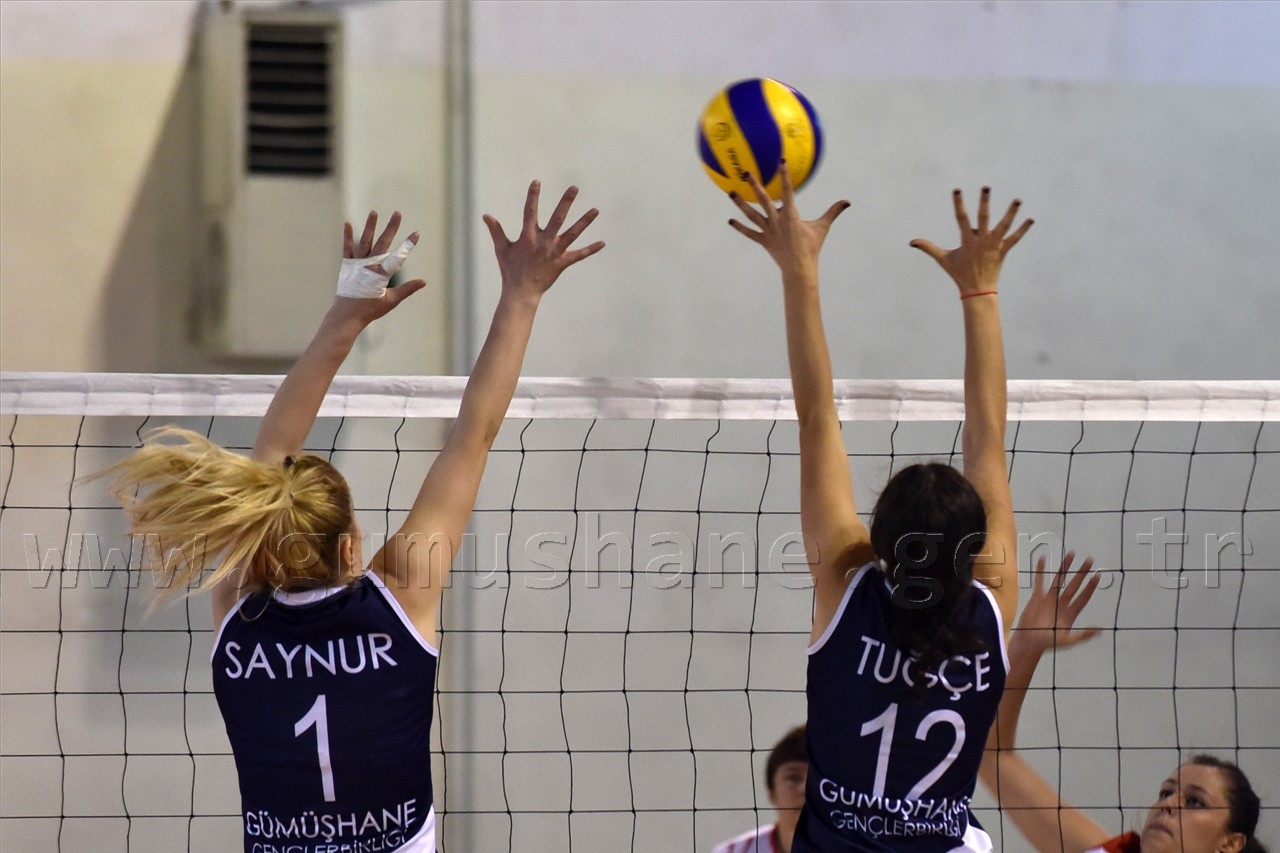 Gümüş Kızlar Samsun'u Ezdi Geçti: 3-0 1