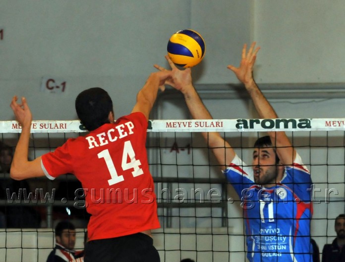 Torul Gençlerbirliği: 3 - Niksar Belediyespor: 0 1