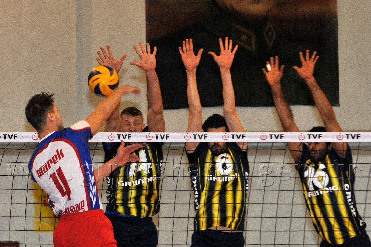 Torul, Fener'e Direnemedi: 0-3 4