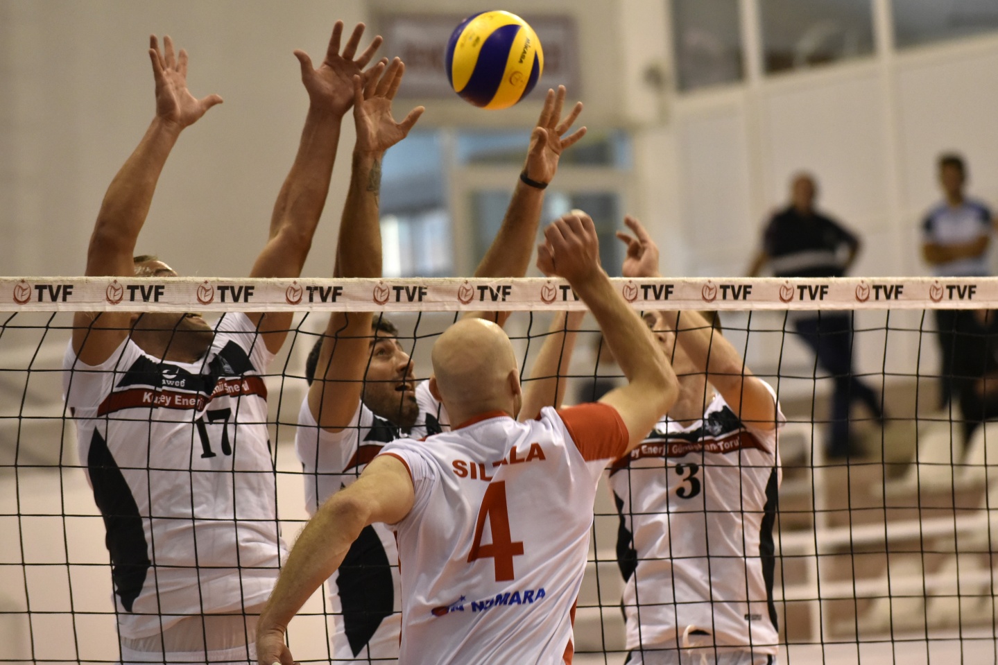 Torul Gençlik kötü başladı: 0-3 30