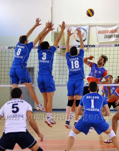 Torul Gençlerbirliği: 0 - Halkbank: 3 4