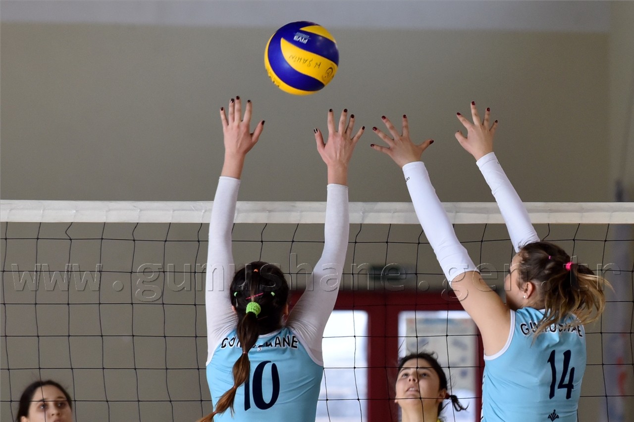 Gümüş Kızlar'dan altın değerinde galibiyet: 3-1 7