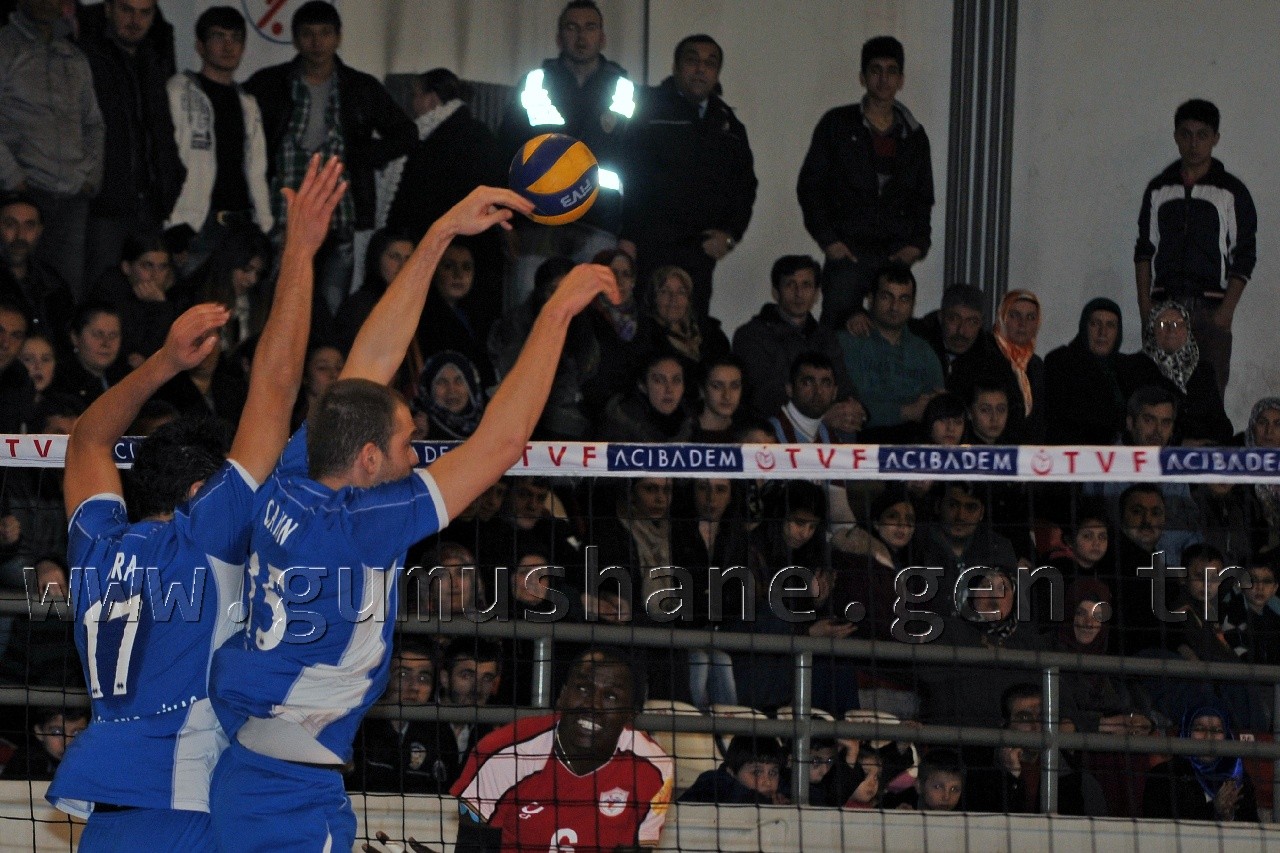 Torul'dan Altın Değerinde 3 Puan 4