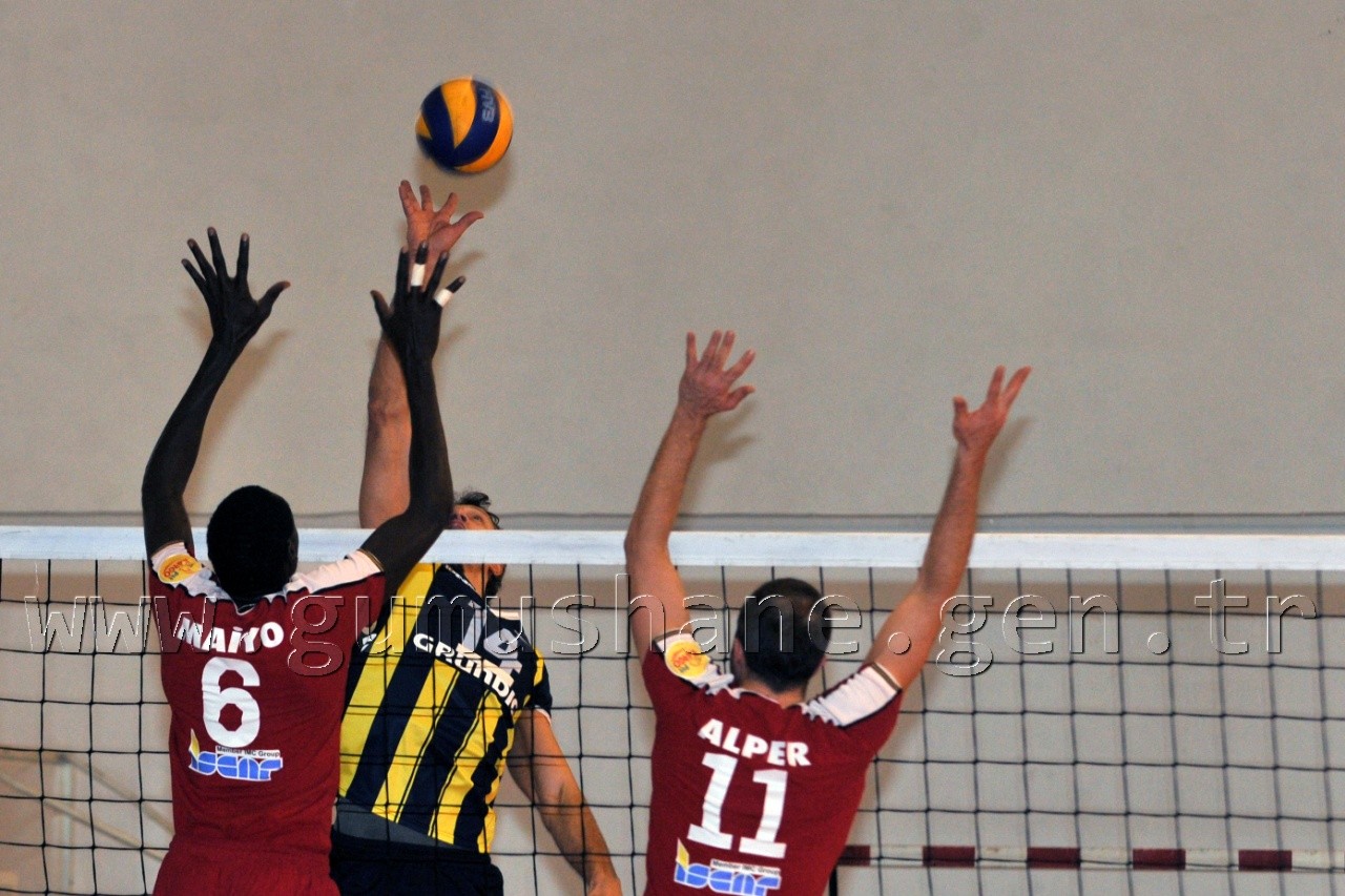 Torul, Fener'e 3 Puan Hediye Etti 26