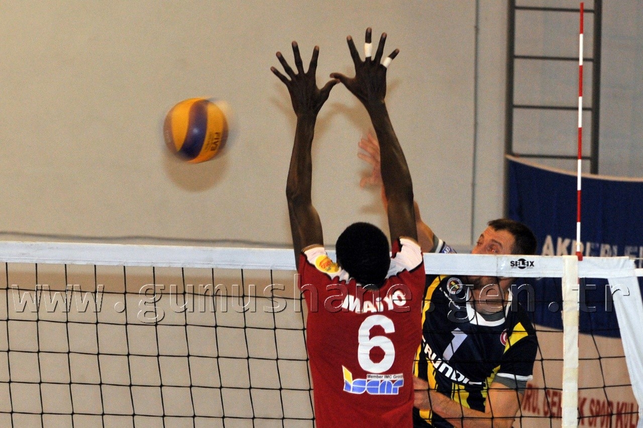 Torul, Fener'e 3 Puan Hediye Etti 27