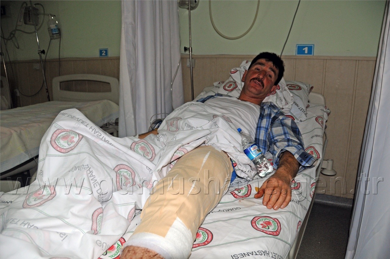 Uyardığı Gençlerin Bıçaklı Saldırısına Uğradı 1