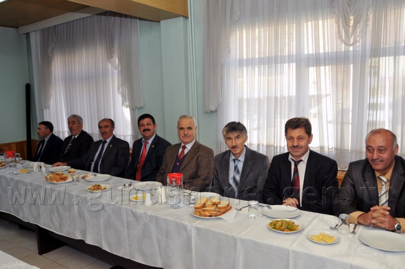 Vali Mayda'da Meclis Üyelerine “Bütçe“ Yemeği 4