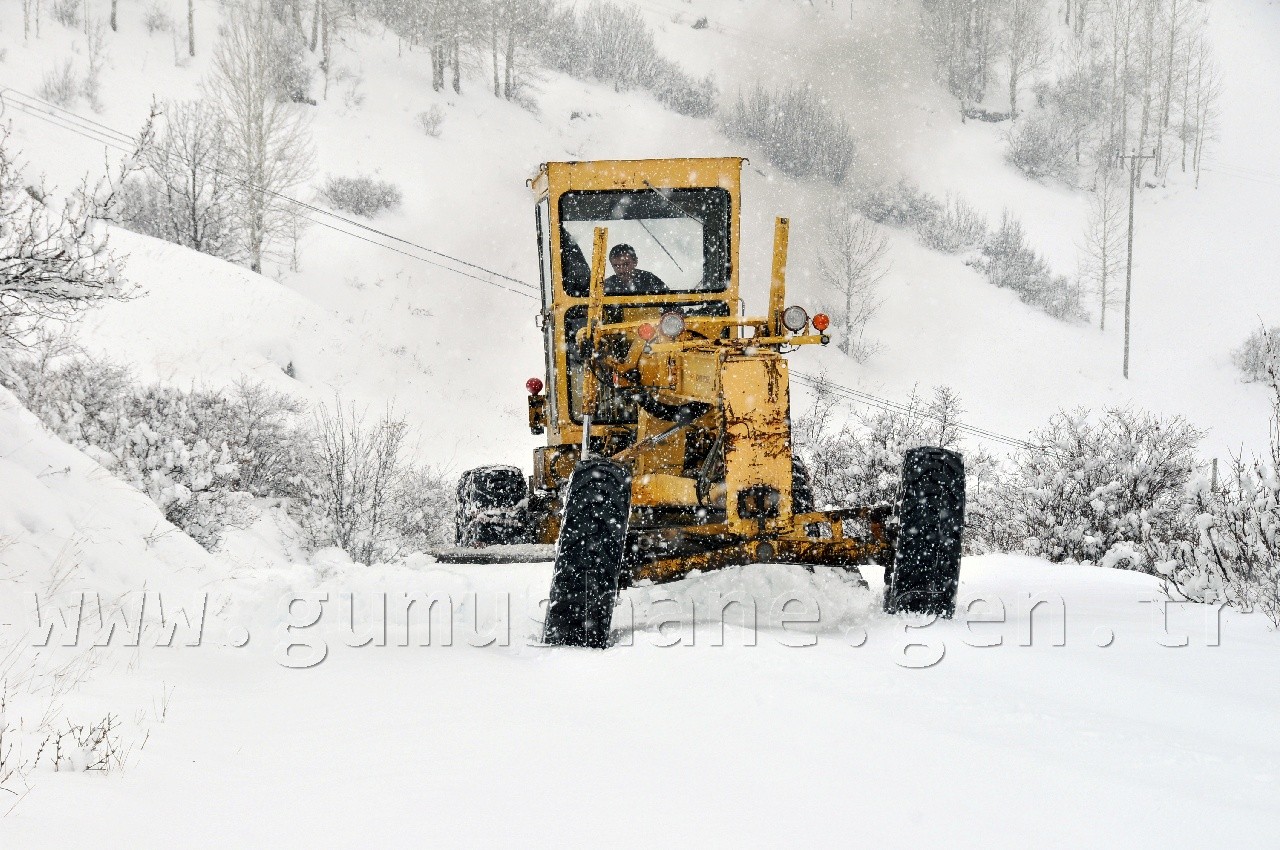Köy Yollarında Hummalı Çalışma 14