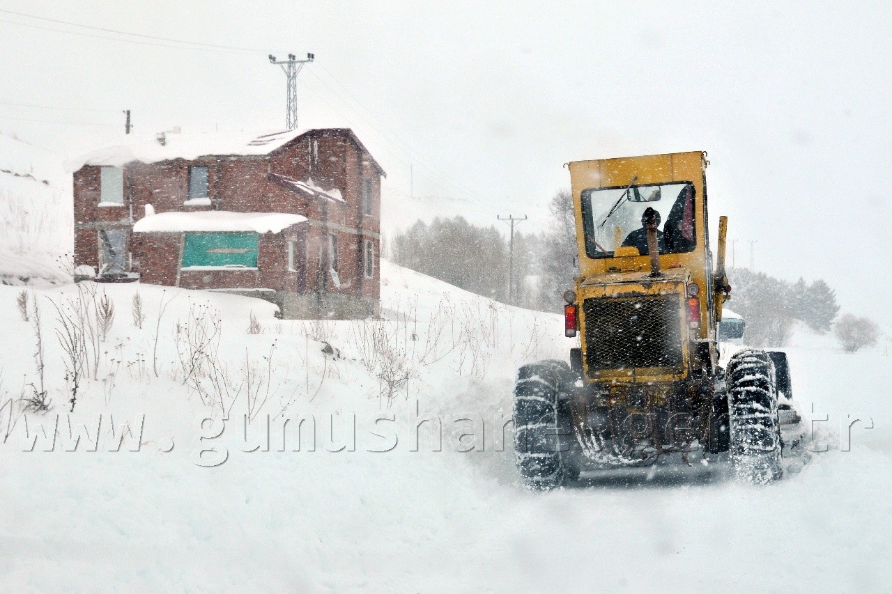 Köy Yollarında Hummalı Çalışma 18