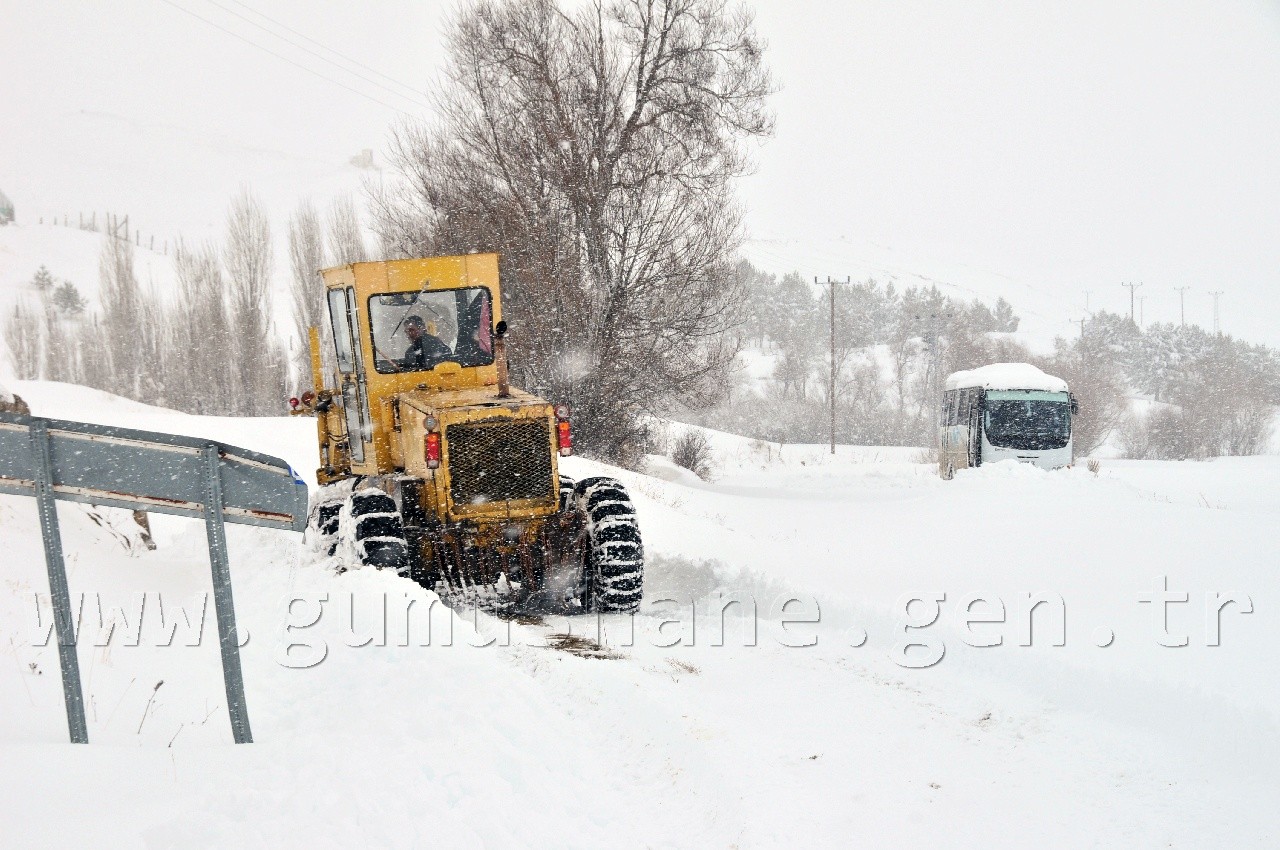 Köy Yollarında Hummalı Çalışma 19