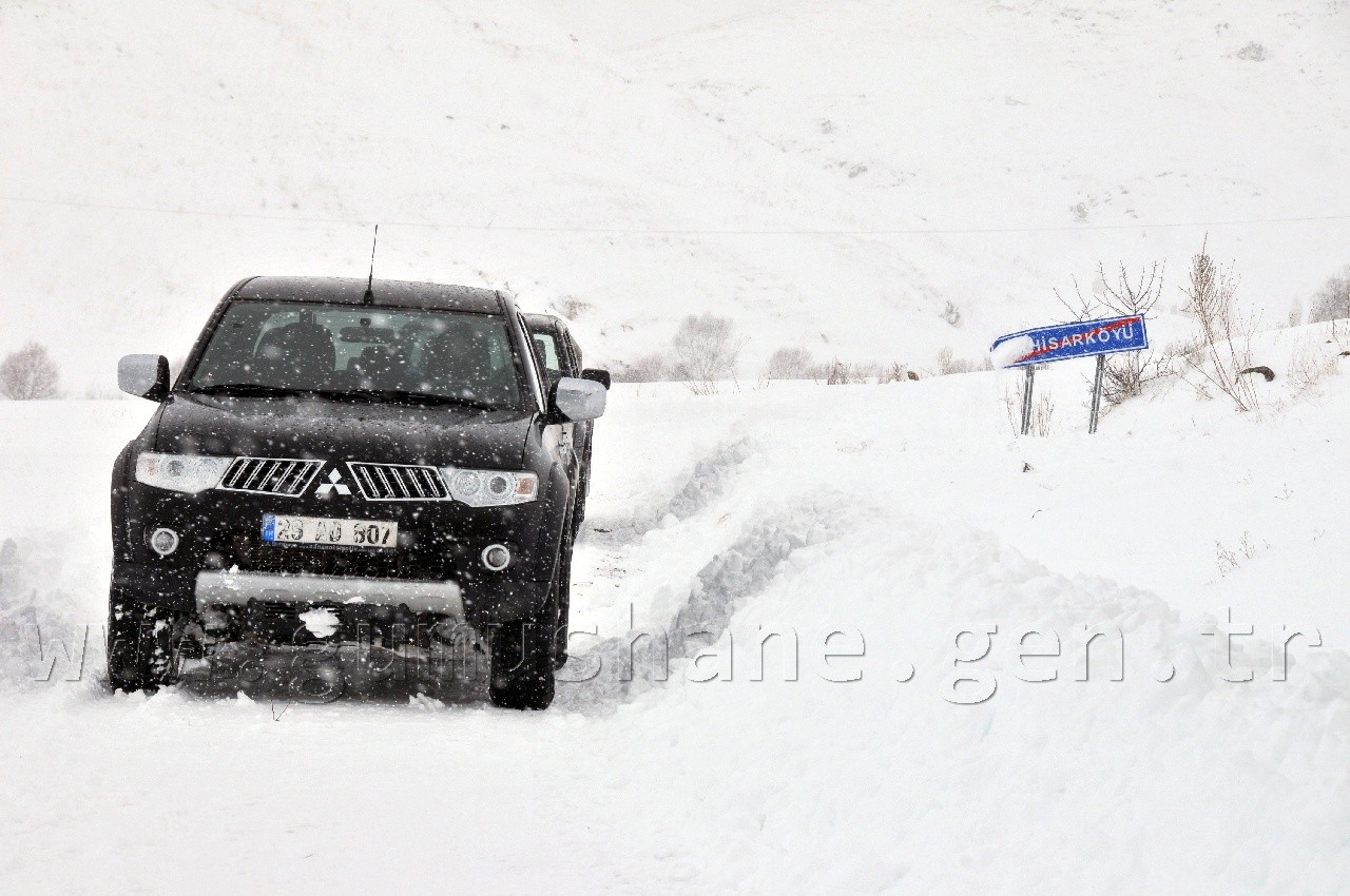 Köy Yollarında Hummalı Çalışma 23