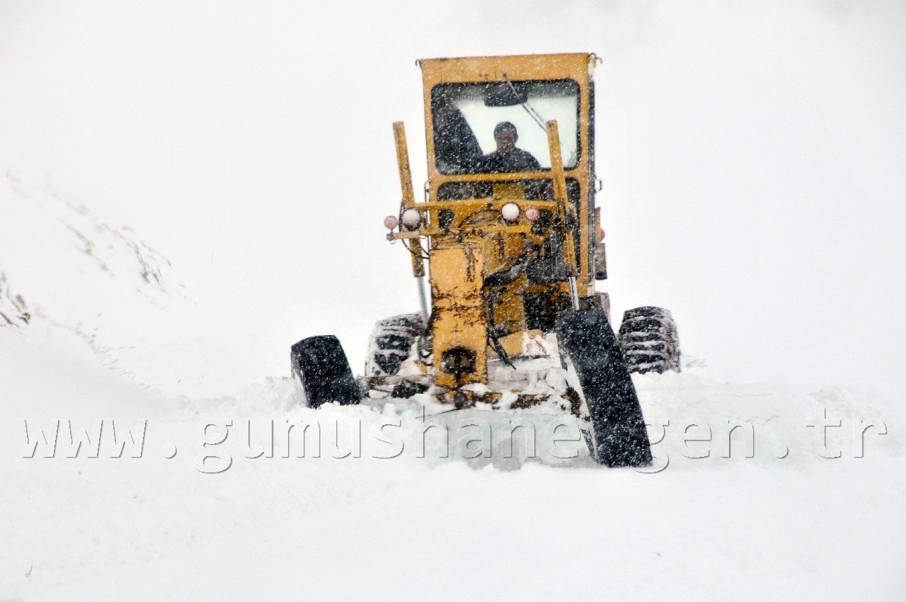 Köy Yollarında Hummalı Çalışma 59