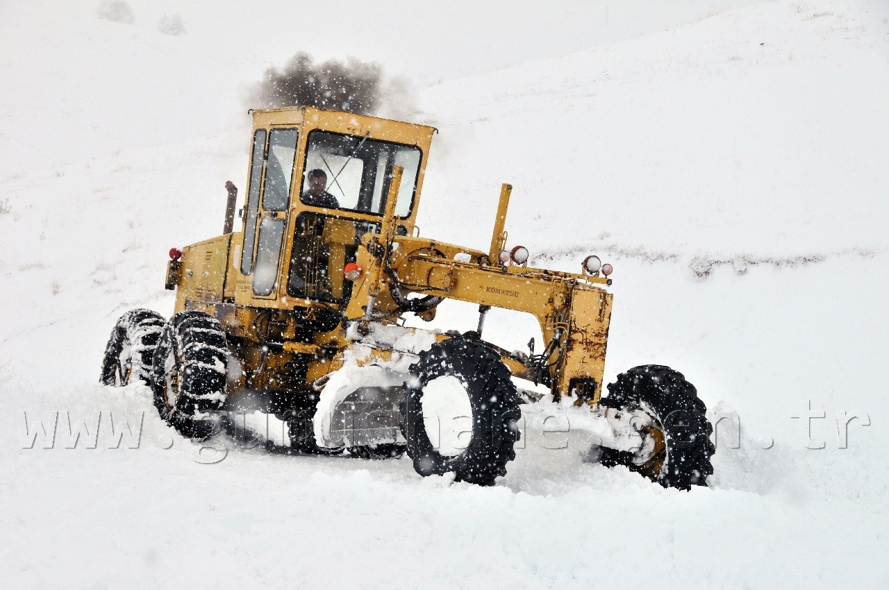 Köy Yollarında Hummalı Çalışma 26