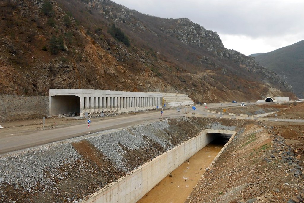 Gümüşhane'de Karayolları Çalışmaları 2