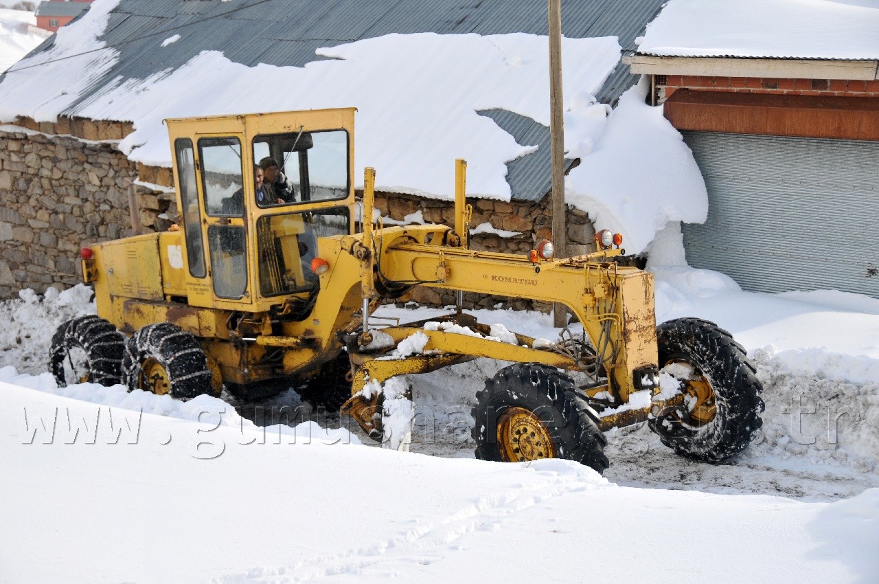 Köy Yollarında Hummalı Çalışma 38