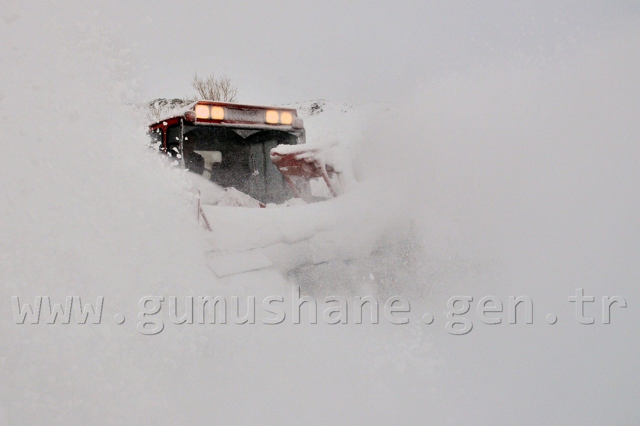 Köy Yollarında Hummalı Çalışma 7