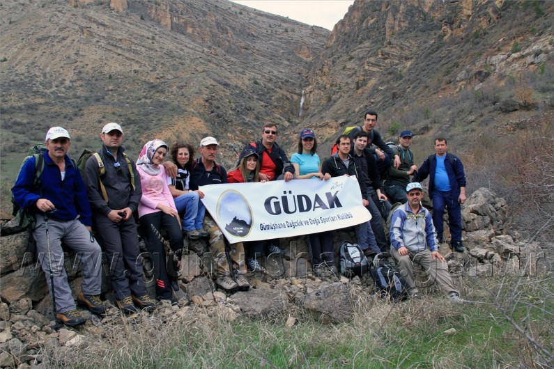 Dağcılar, Halgent Şelalesini Gezdi 1