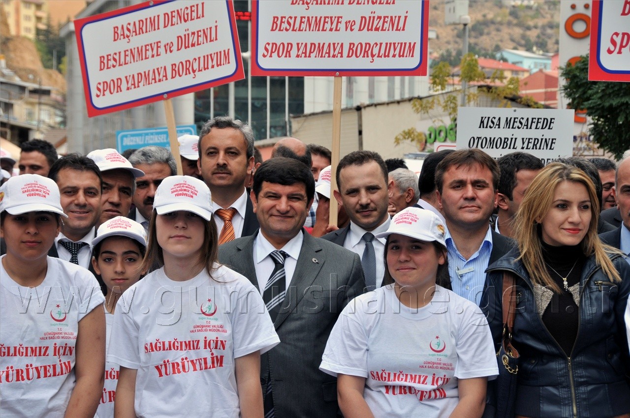 Gümüşhane'de Sağlıklı Yaşam Yürüyüşü Yapıldı 2