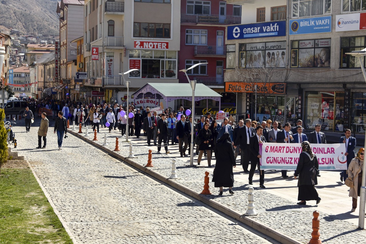 Gümüşhane’de Kadına Şiddete Hayır Yürüyüşü Düzenlendi 21