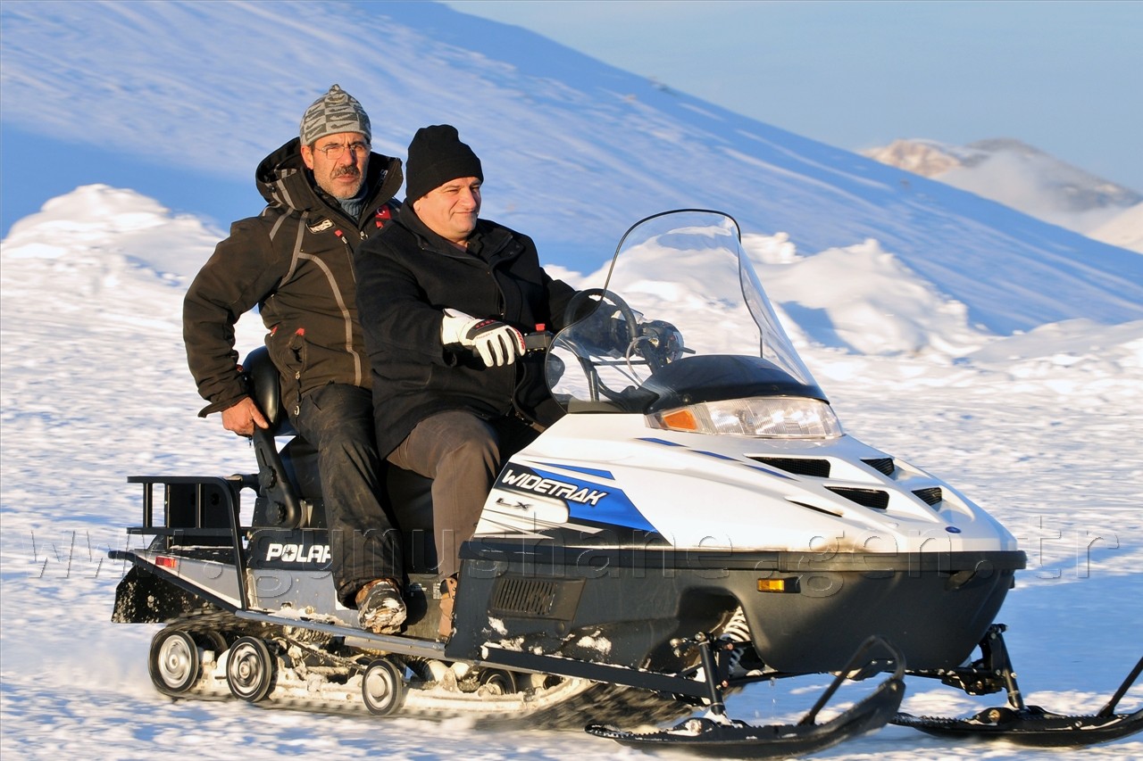 Zigana'da Kayak Keyfi Başladı 15