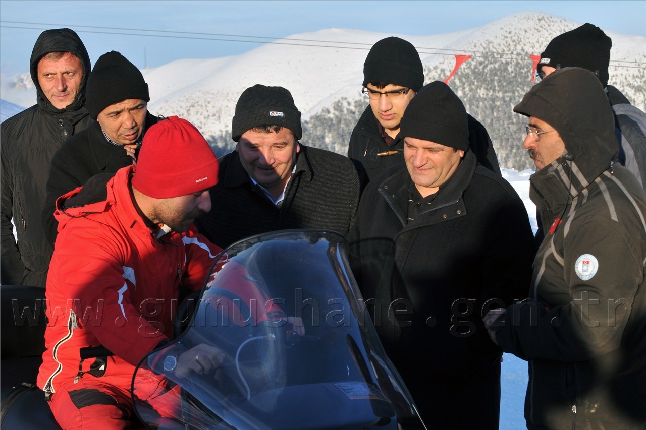 Zigana'da Kayak Keyfi Başladı 18