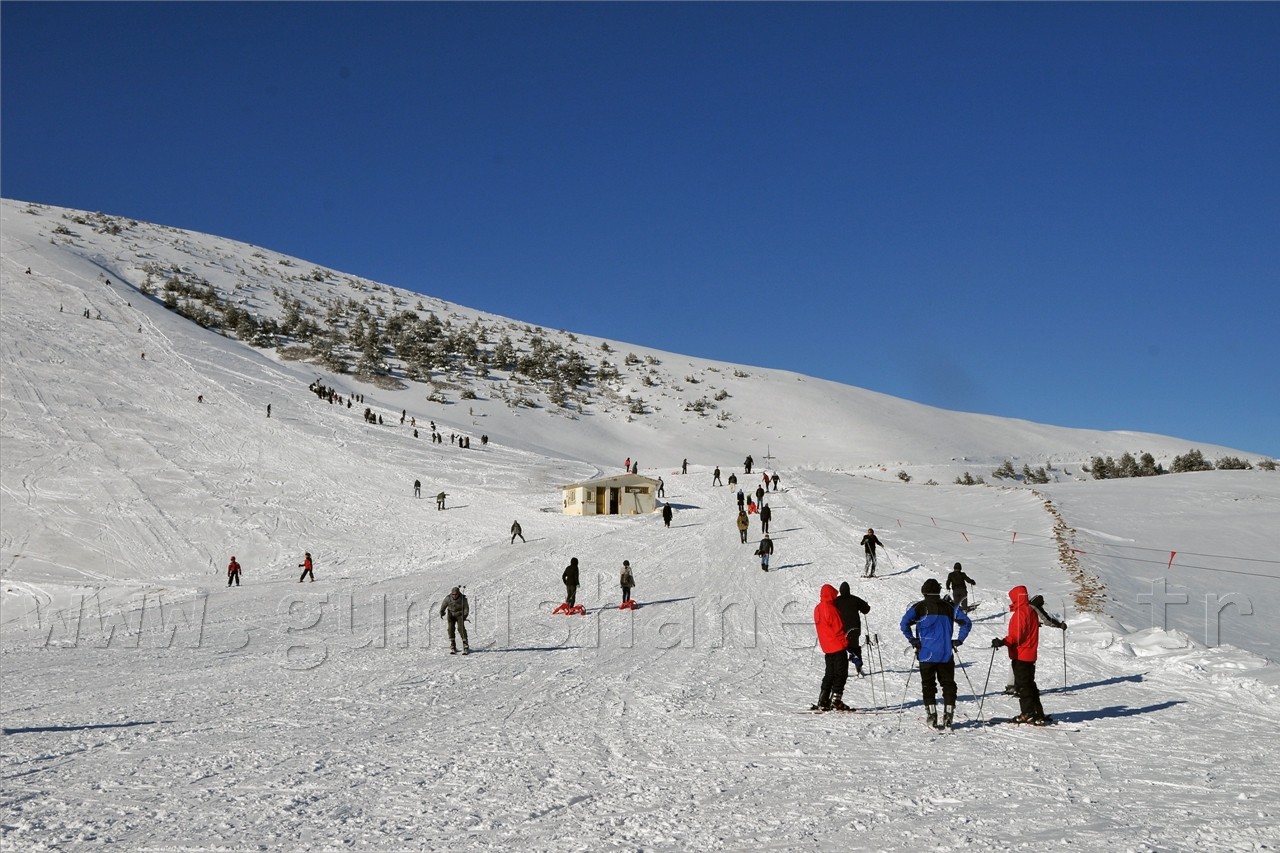 Zigana'da Kayak Keyfi Başladı 17